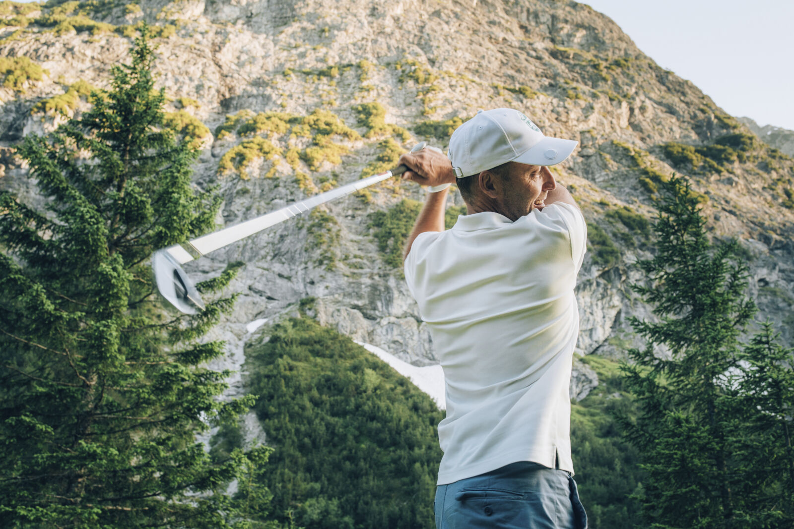 Golfspieler auf dem Golfplatz in Zug bei Lech