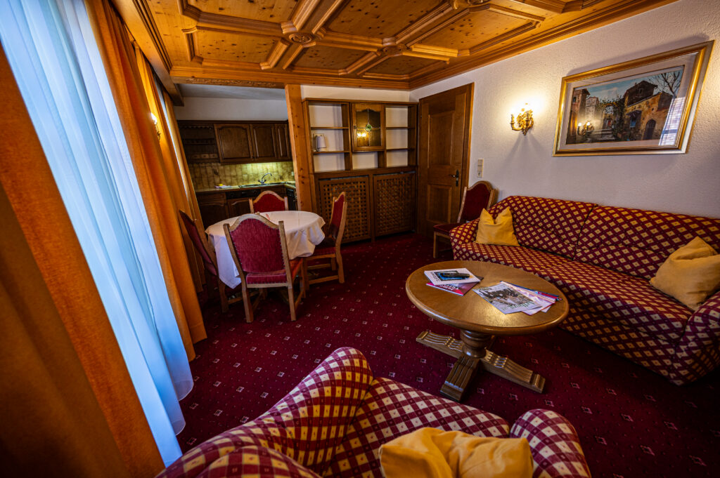 Wohnbereich Ferienwohnung im Hotel Hartenfels in Zug