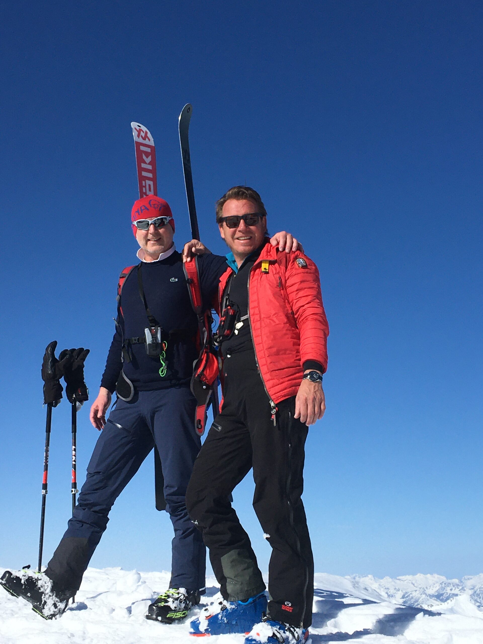 Johannes und Michael Wolf fr&ouml;hlich beim Skifahren